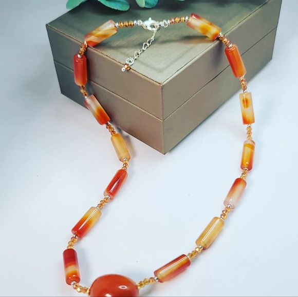 Carnelian necklace - Picture 2 of 4